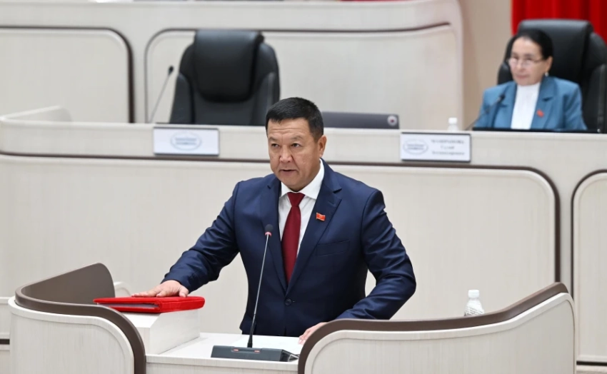 Депутат призвал открыть беговую дорожку стадиона Долона Омурзакова для горожан