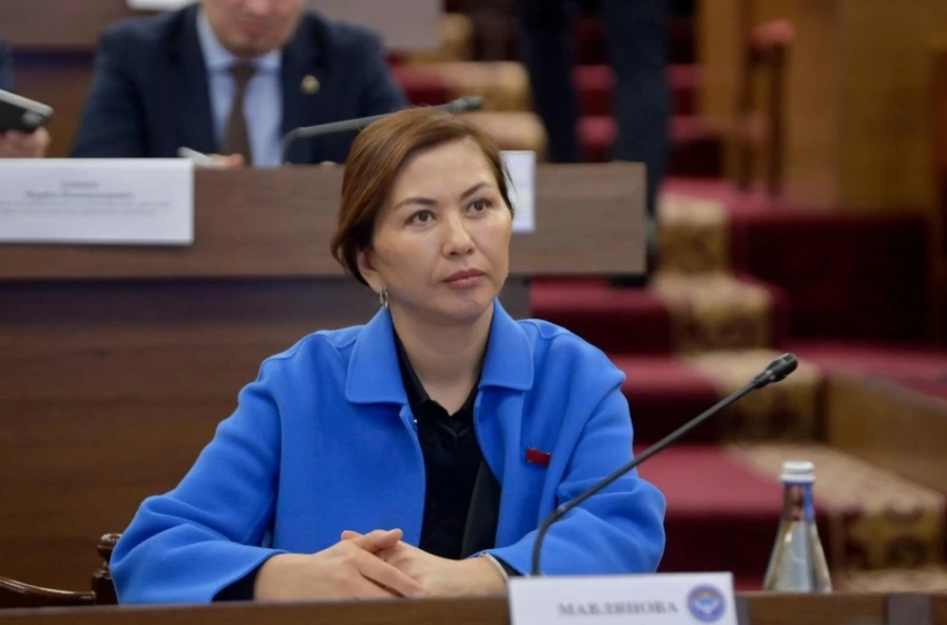 Депутат опасается кислотных дождей в Кыргызстане из-за событий на Ближнем Востоке