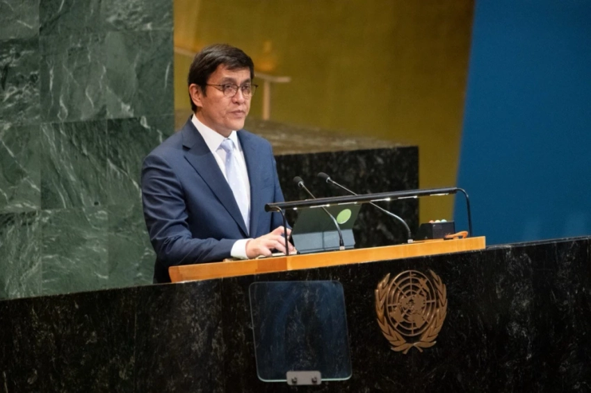 Эдиль Байсалов предложил избрать генсеком ООН женщину