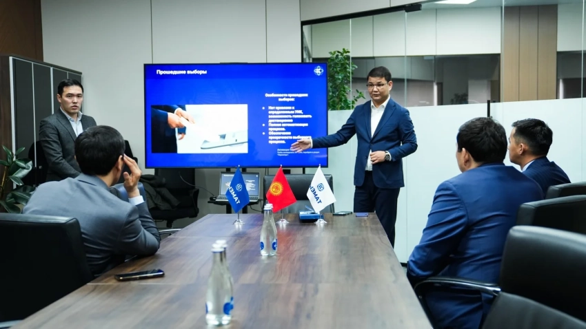 Медер Алиев подчеркнул важность IT-проектов «Кызмат» для обслуживания граждан