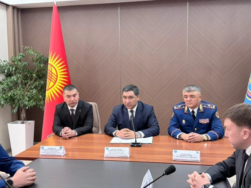 Коллективу МЧС представили нового руководителя