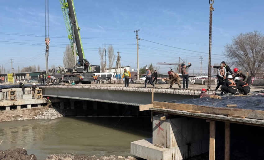 На трассе Лебединовка - ГЭС-5 продолжаются дорожные работы и перенос ЛЭП