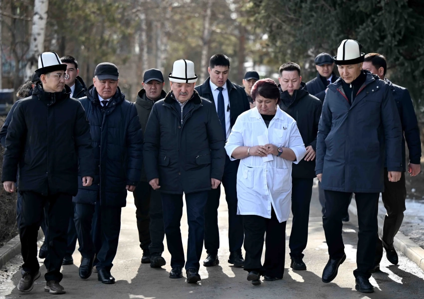 Адылбек Касымалиев ознакомился с состоянием ряда медучреждений на Иссык-Куле