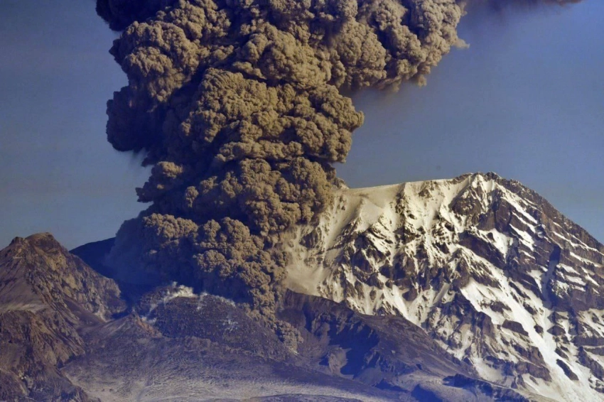 Страшно и красиво. На Камчатке произошло извержение вулкана Шивелуч