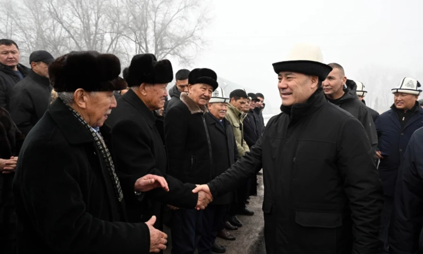 Президент Садыр Жапаров поздравил кыргызстанцев с Днем отца