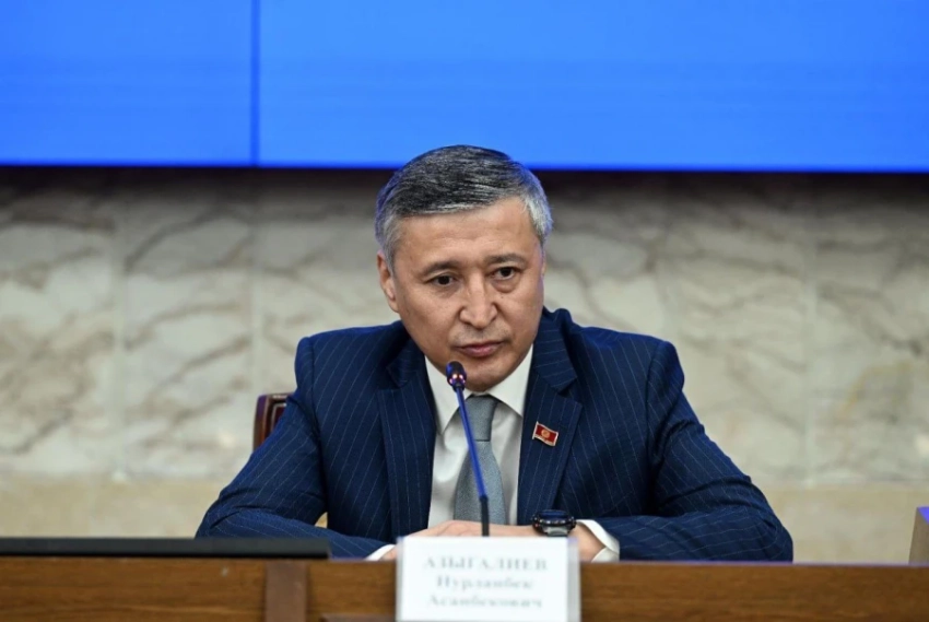 ЦИК досрочно прекратил полномочия депутата Нурланбека Азыгалиева