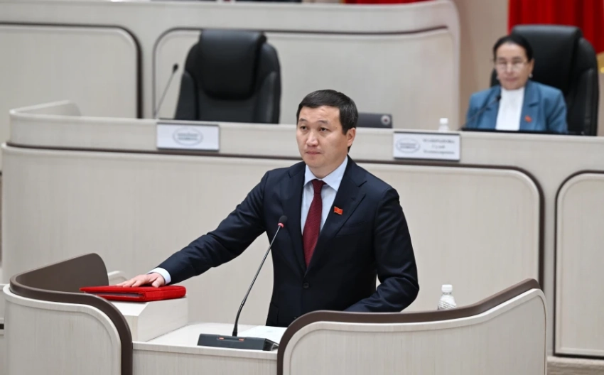 Депутат сообщил о возможном снижении коэффициента к зарплатам госслужащих в Нарынской области