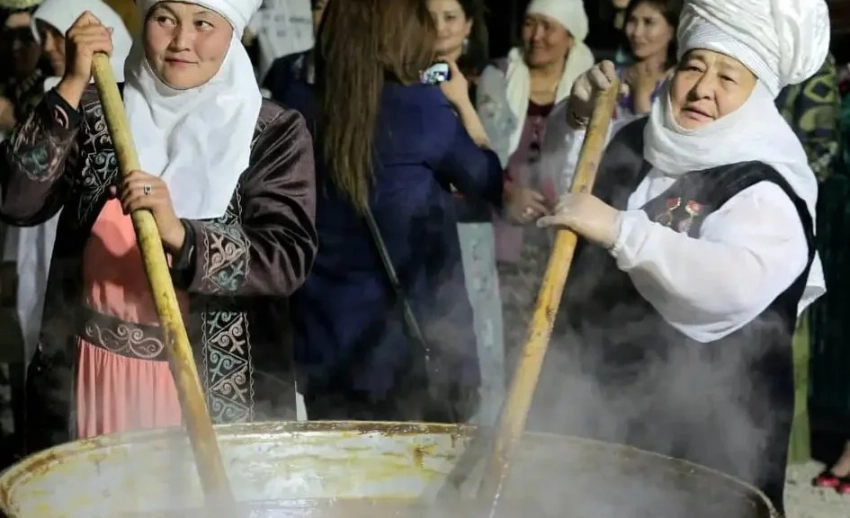 В Нарыне к Ноорузу сварят 40 казанов сумолока: победитель получит 100 тысяч сомов