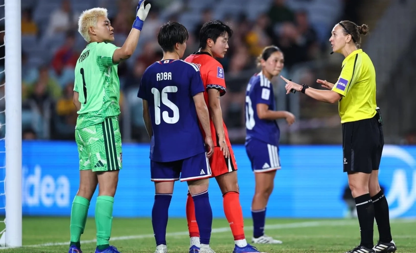 Кыргызстанский арбитр Вероника Бернацкая отсудила полуфинал Кубка Азии