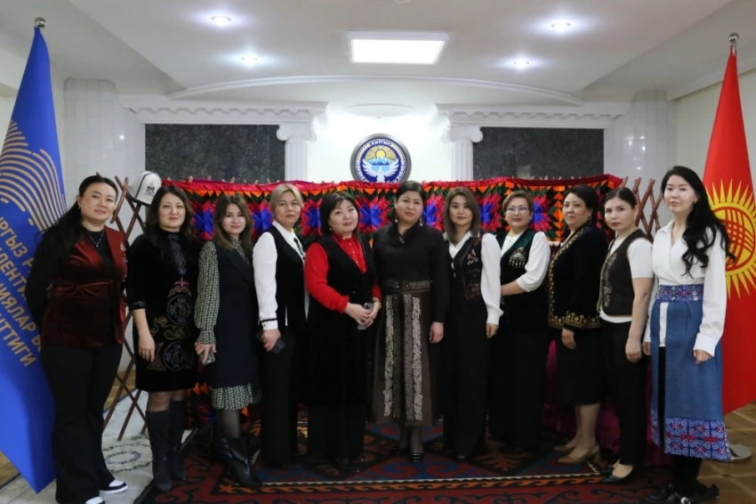 Сотрудники Нацагентства по инвестициям отметили Нооруз