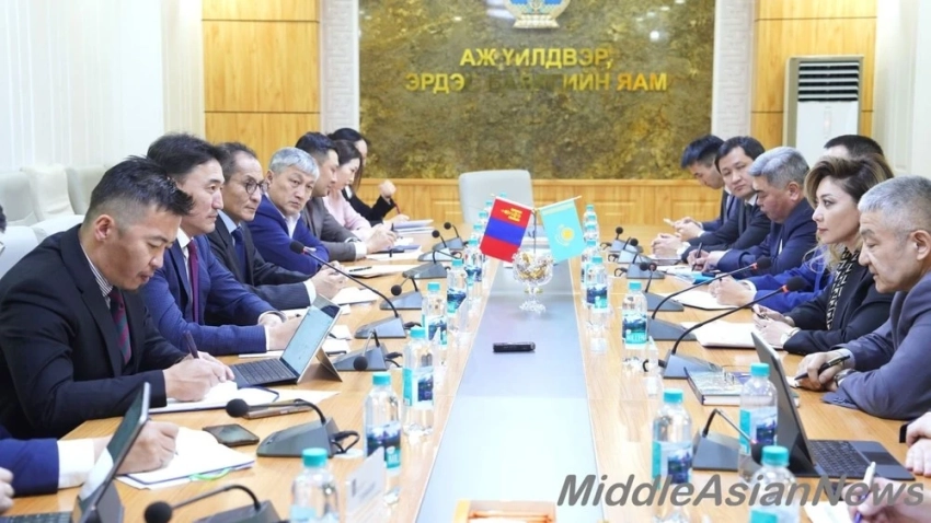 Монголия намерена импортировать нефть из Казахстана