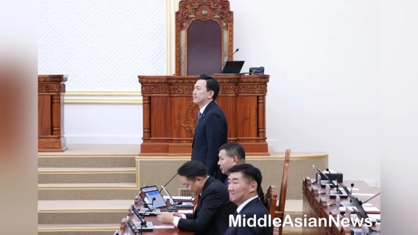 Монголия назначила третьего премьер-министра менее чем за 12 месяцев