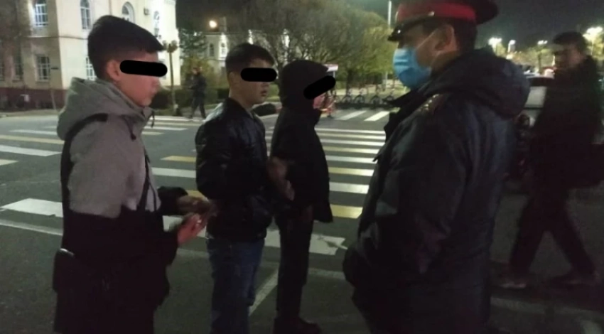 Мэрия Бишкека обратилась к родителям из-за безопасности подростков и детей